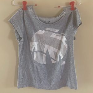 Adidas t-shirt